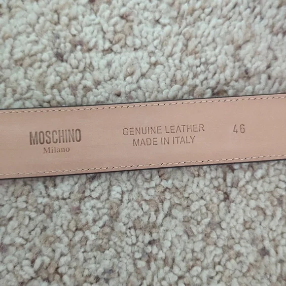 Moschino Logo Buckle Comic print leather belt - Picture 6 of 12